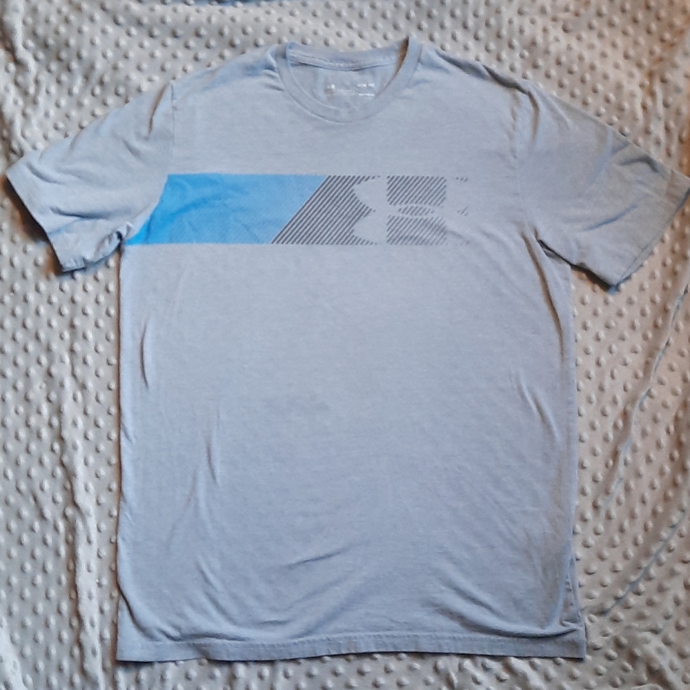 Under Armor Heat Gear t-shirt. Men's Med.